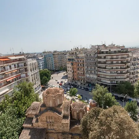 Tinker's Urban Penthouse Apartament *