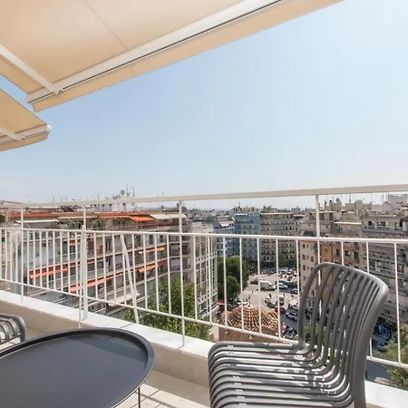 Tinker's Urban Penthouse Apartament Salonic